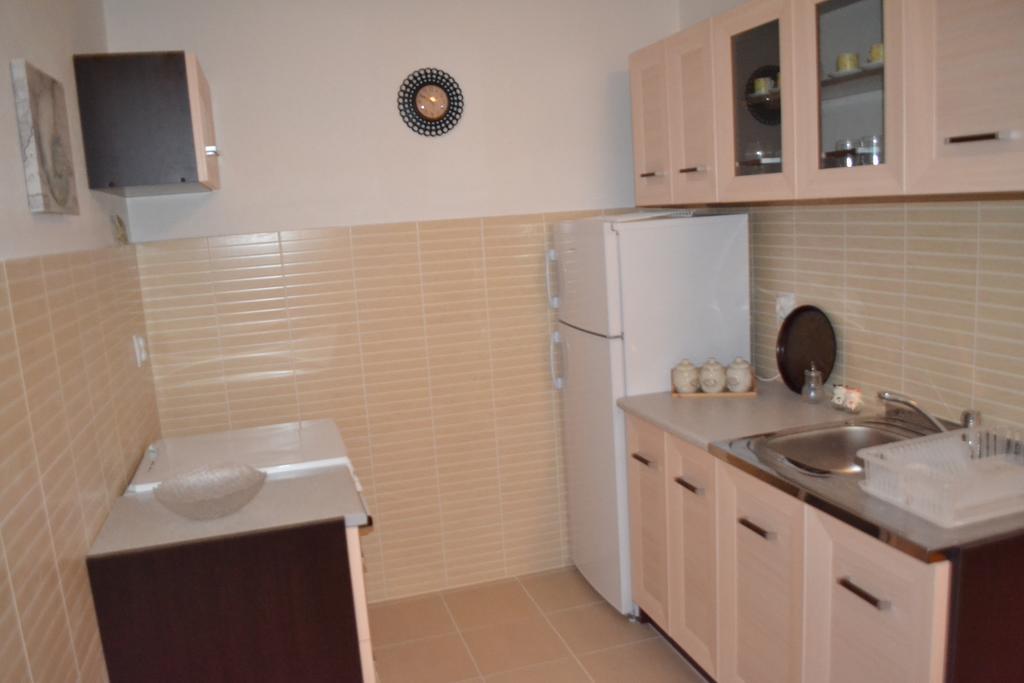 Abc Apartments โกตอร์ ภายนอก รูปภาพ